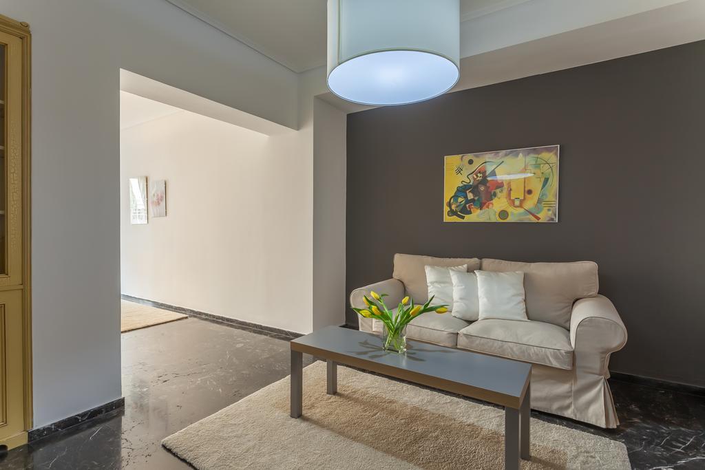 Tranquil Central Apt, Behind Athens Caravel Area Exteriör bild