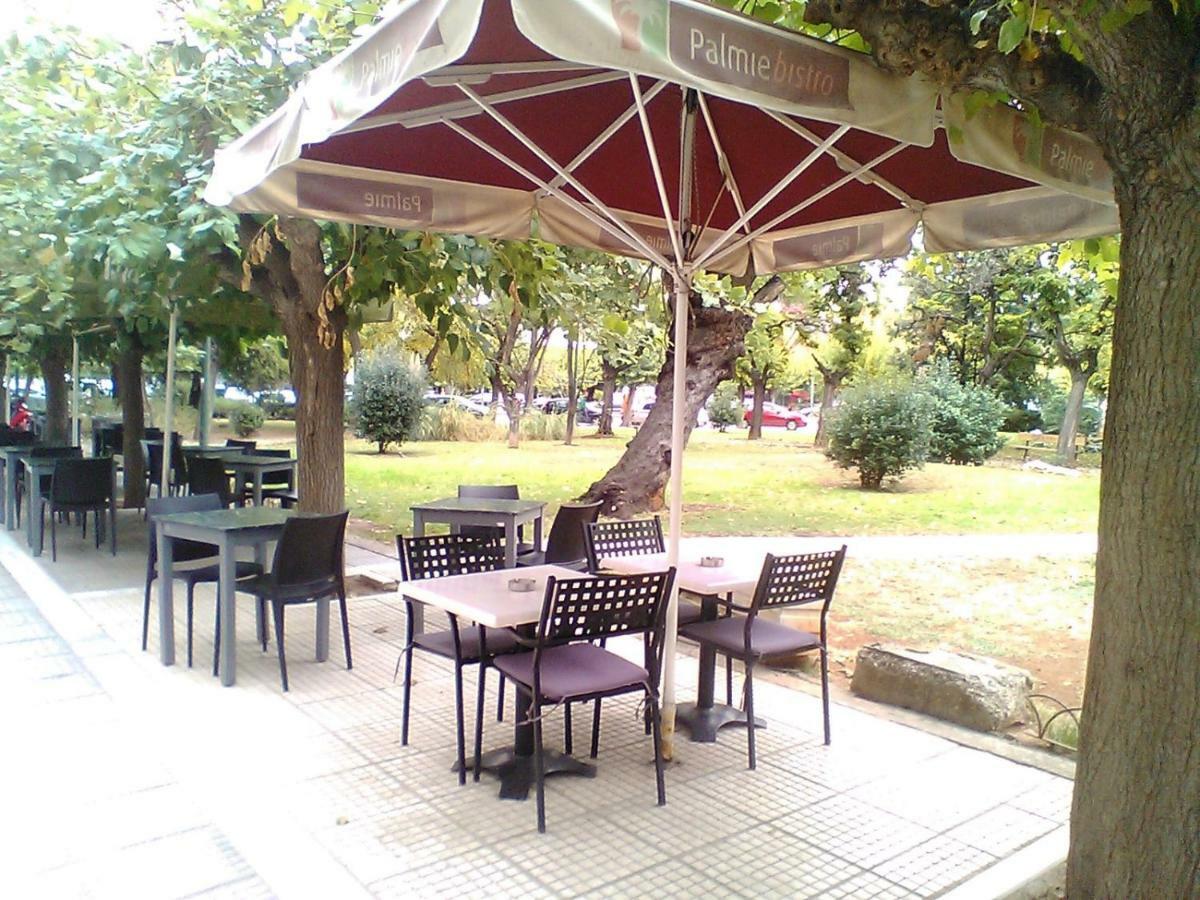 Tranquil Central Apt, Behind Athens Caravel Area Exteriör bild